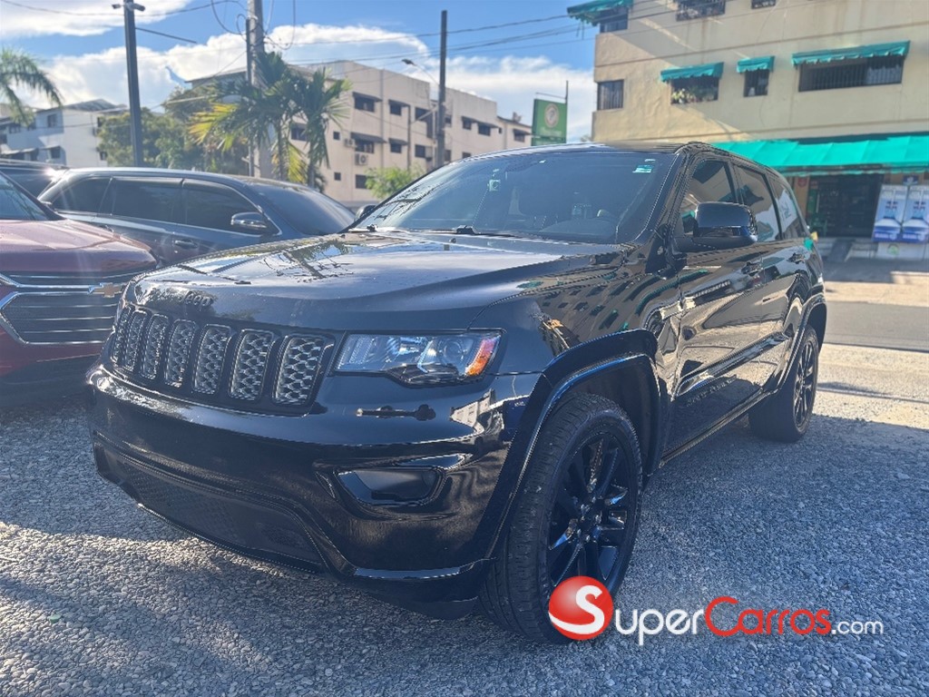 2017 Jeep Grand Cherokee Laredo 4x4