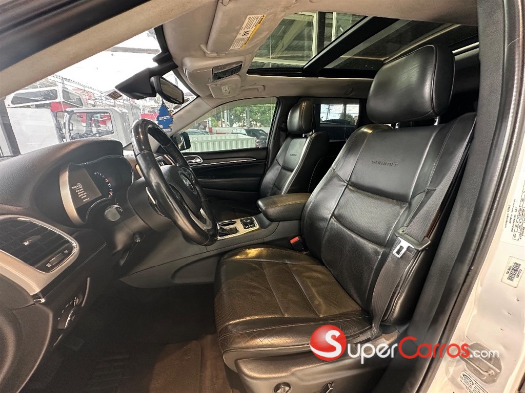 2018 Jeep Grand Cherokee SUMMIT — foto 8 / 8