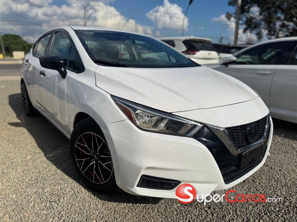 2020 Nissan Versa S Plus — foto 2 / 10