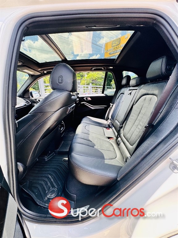 2021 BMW X 5 XDRIVE 40i — foto 7 / 12
