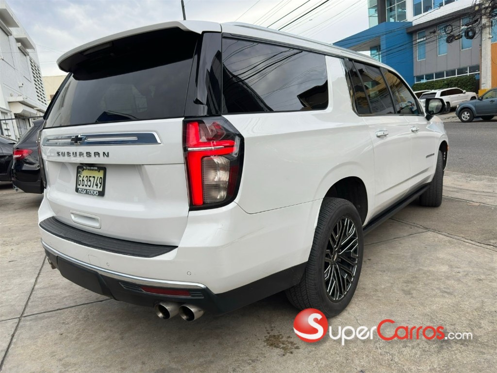 2021 Chevrolet Suburban Highcountry — foto 5 / 9