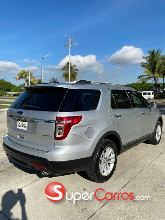 2014 Ford Explorer XLT ECOBOOST — foto 7 / 11
