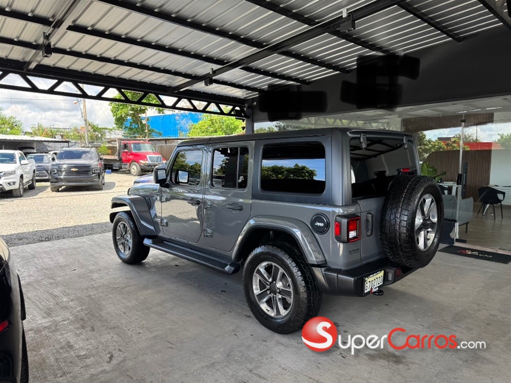2021 Jeep Wrangler Sahara Unlimited — foto 4 / 7