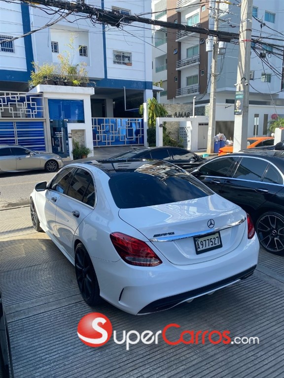2017 Mercedes-Benz Clase C 300 4 Matic — foto 5 / 11