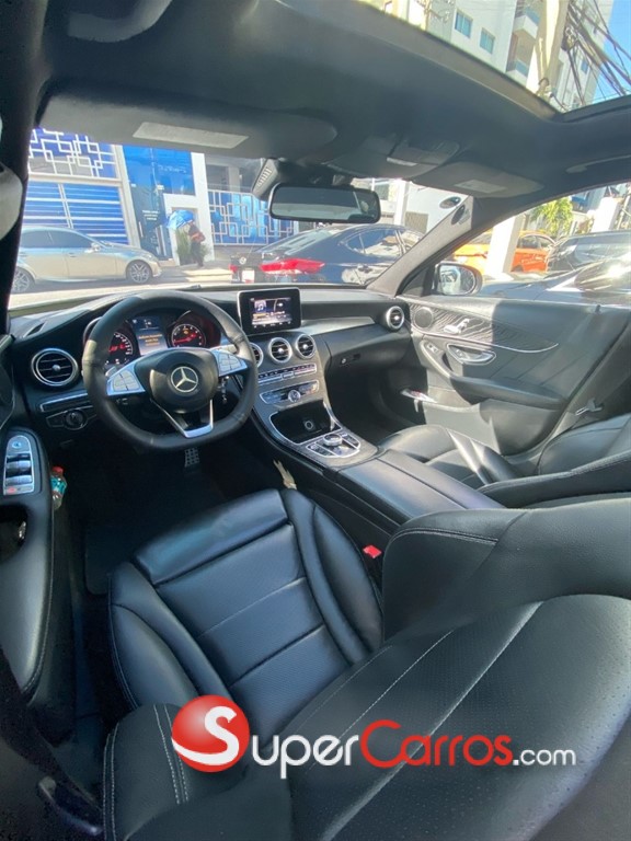 2017 Mercedes-Benz Clase C 300 4 Matic — foto 6 / 11