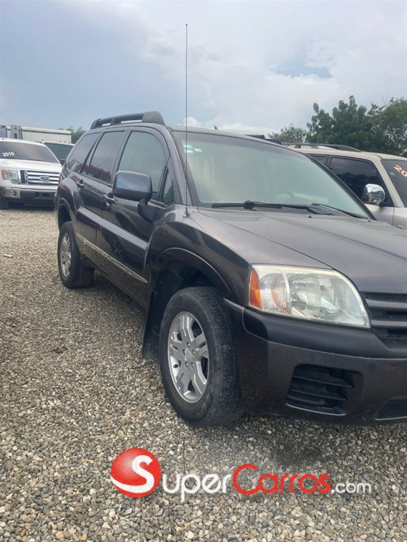 2004 Mitsubishi Motors Endeavor — foto 3 / 4
