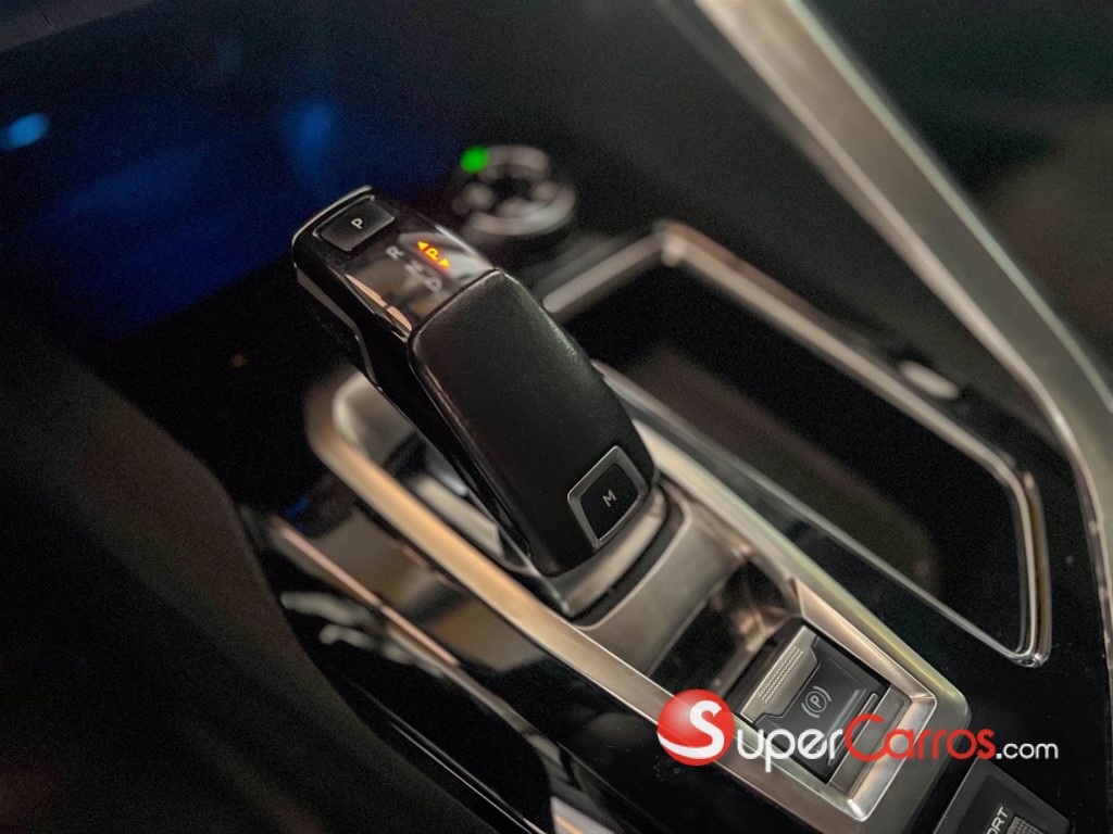 2019 Peugeot 3008 Allure — foto 10 / 12