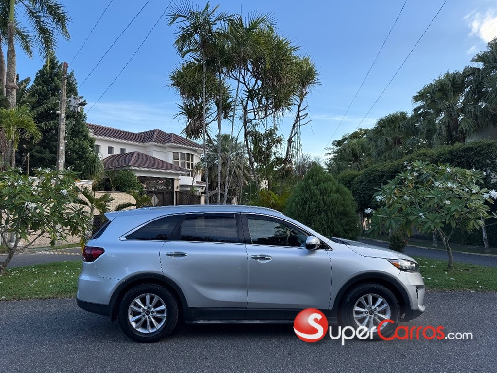 2019 Kia Sorento LX — foto 3 / 11