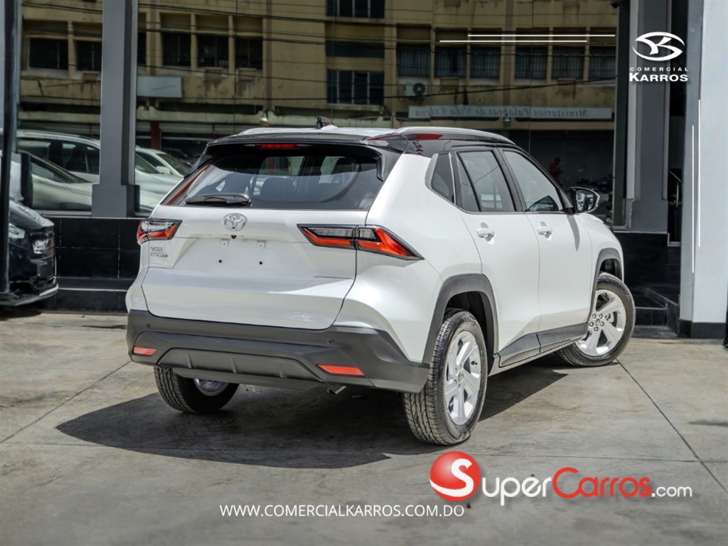 2027 Toyota Yaris Cross Full — foto 2 / 10