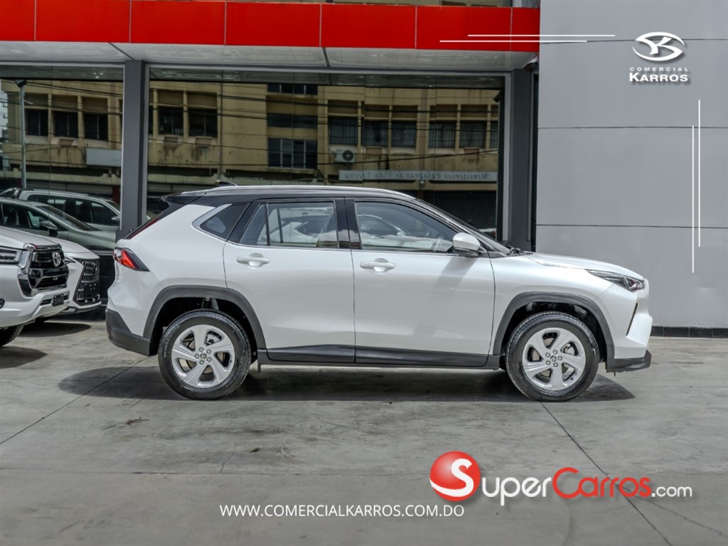 2027 Toyota Yaris Cross Full — foto 8 / 10