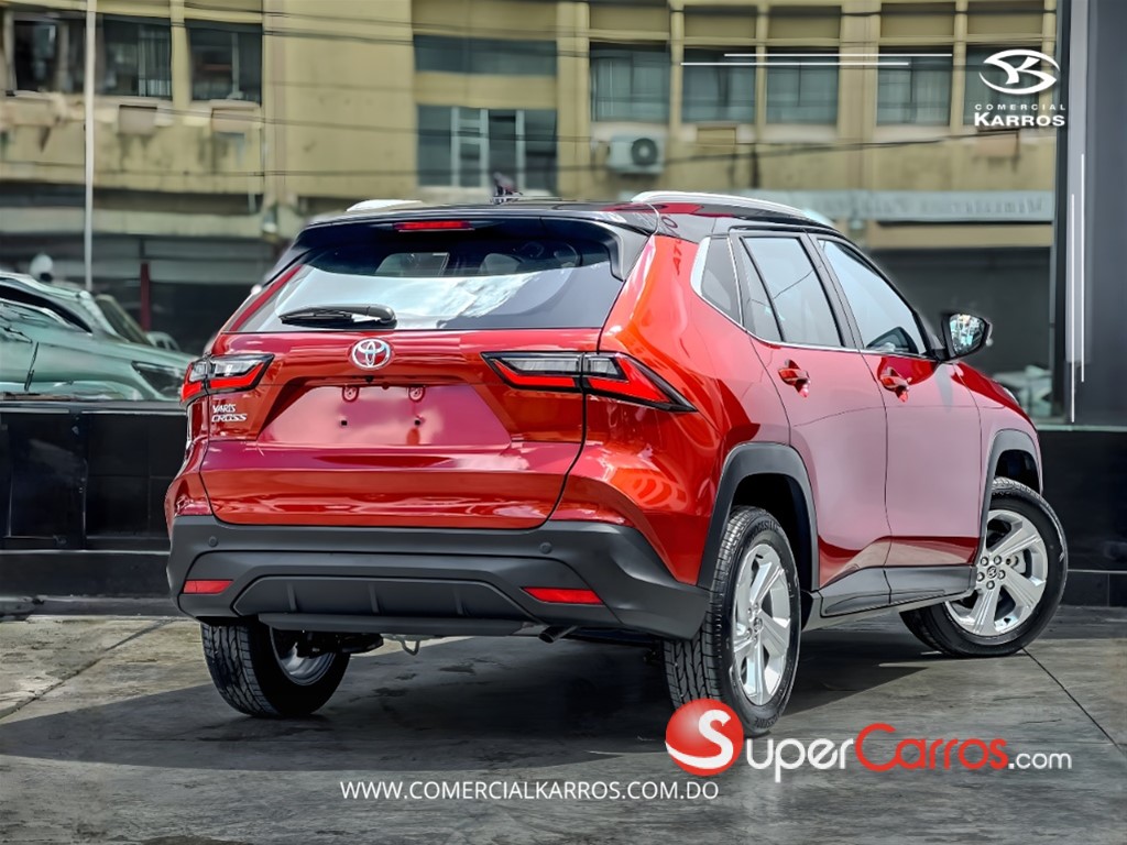 2027 Toyota Yaris Cross Full — foto 2 / 8