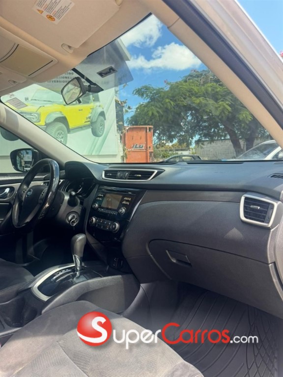 2015 Nissan X-Trail — foto 6 / 8