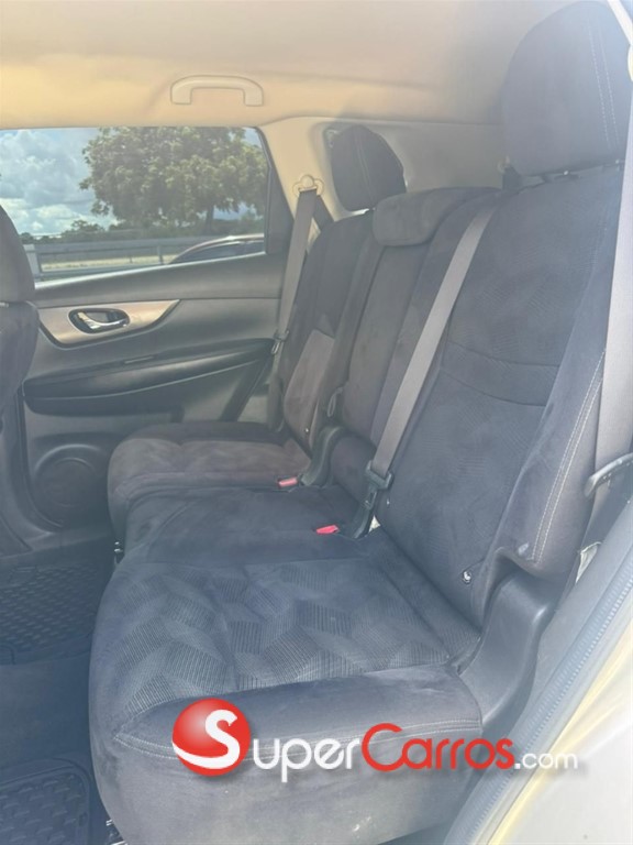 2015 Nissan X-Trail — foto 8 / 8