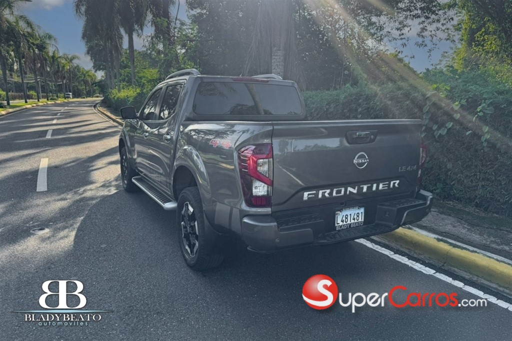 2024 Nissan Frontier LE — foto 4 / 12