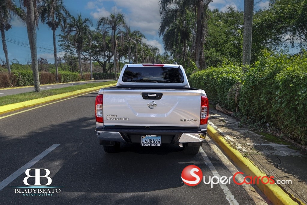 2020 Nissan Frontier LE — foto 9 / 11