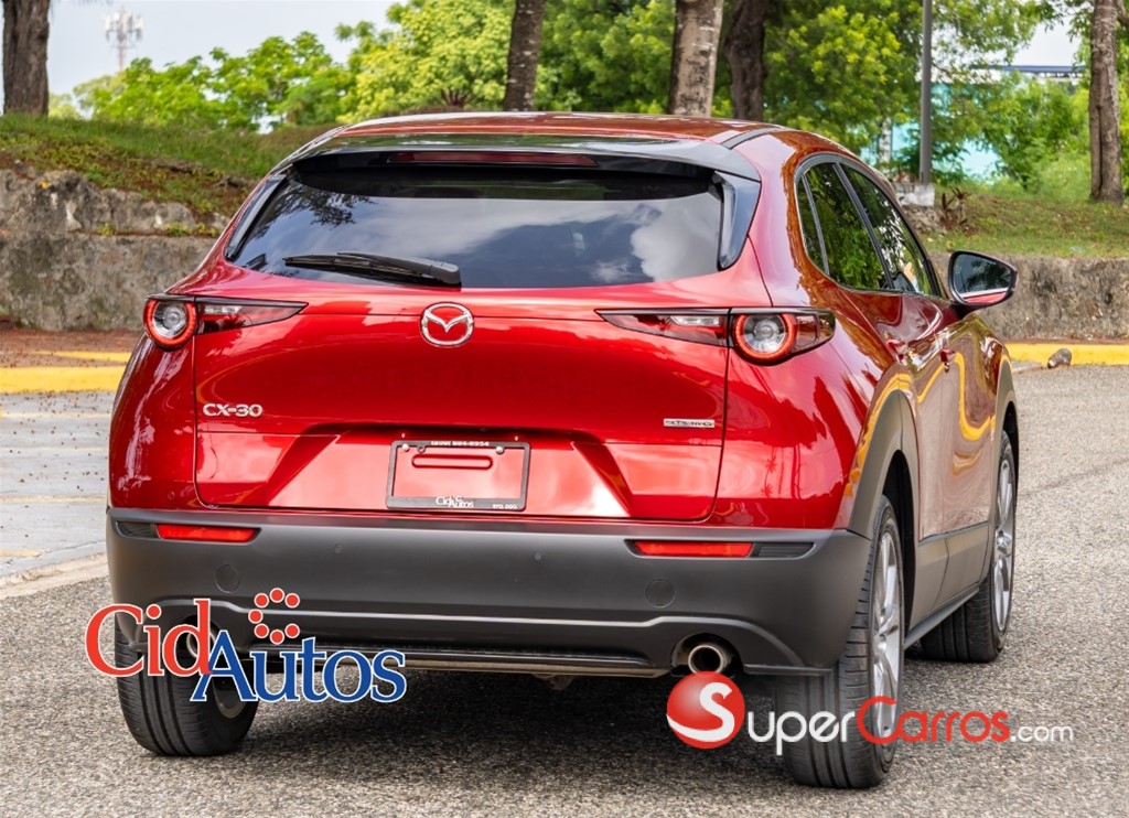 2027 Mazda CX-30 GS — foto 3 / 10