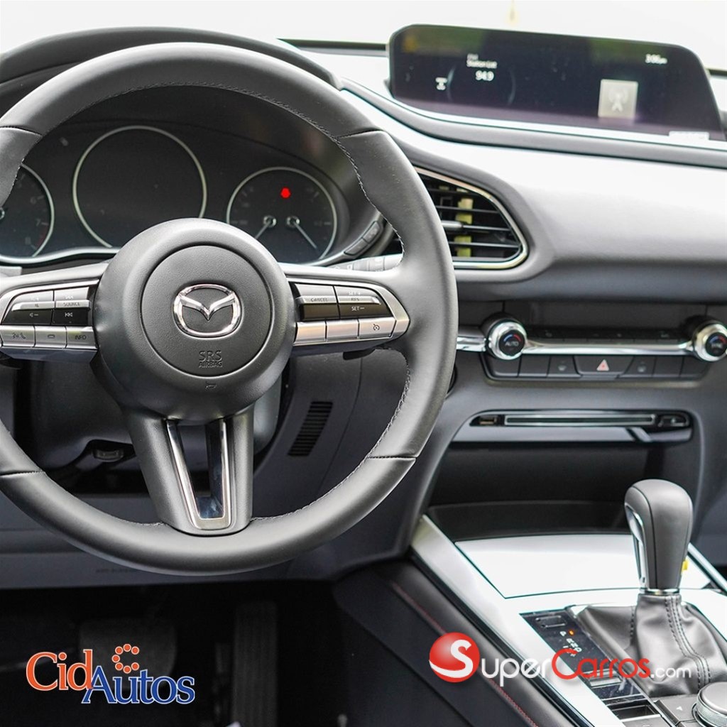 2027 Mazda CX-30 GS — foto 8 / 10