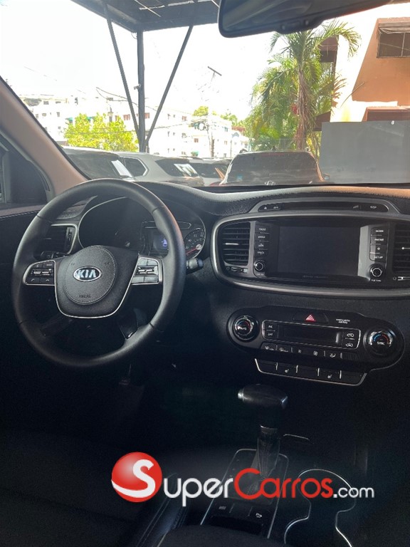 2019 Kia Sorento LX — foto 4 / 8