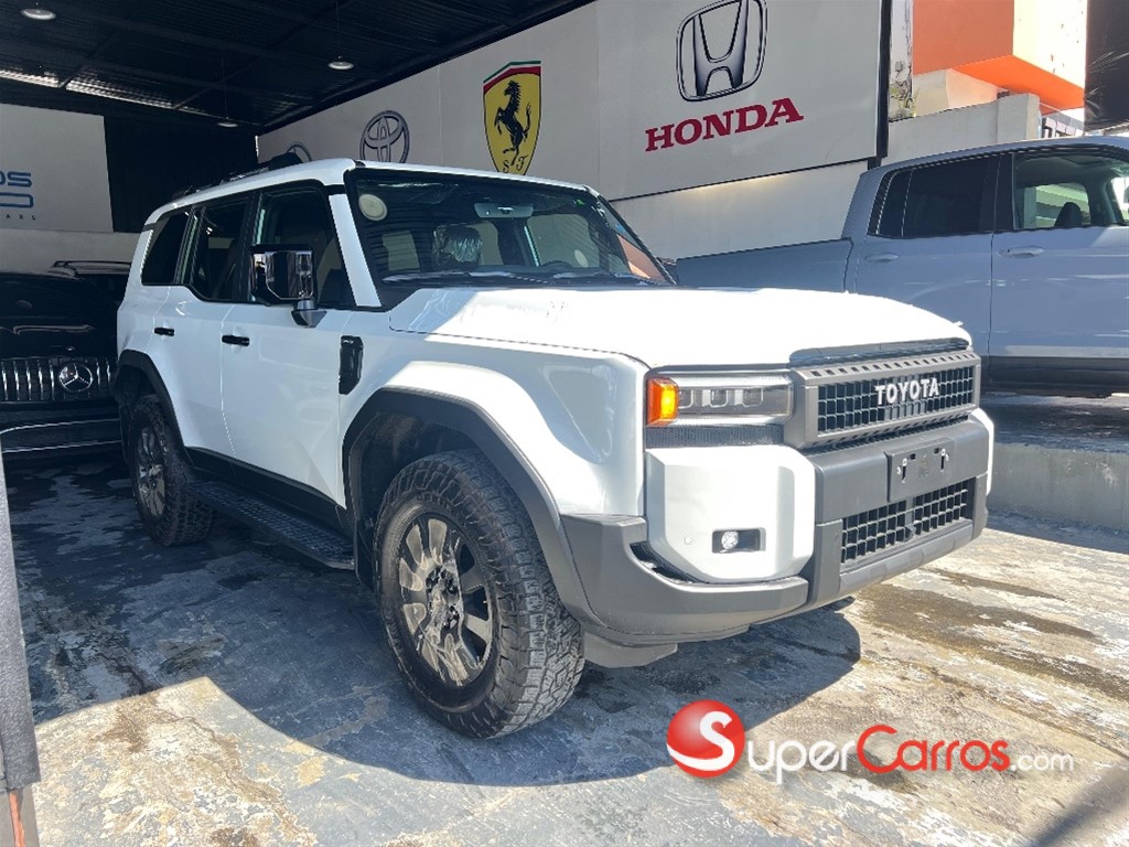 2025 Toyota Land Cruiser Prado Adventure — foto 2 / 12