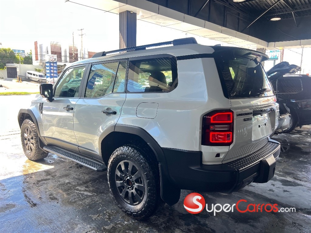 2025 Toyota Land Cruiser Prado Adventure — foto 3 / 12