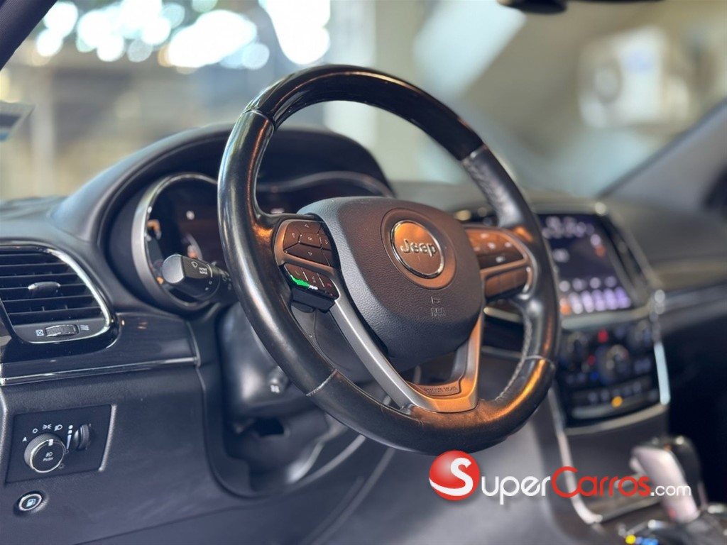 2020 Jeep Grand Cherokee Overland — foto 7 / 12