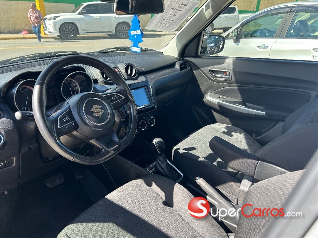 2020 Suzuki Swift — foto 10 / 11