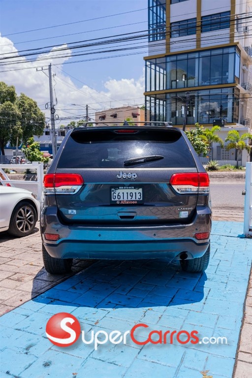 2017 Jeep Grand Cherokee Altitude — foto 5 / 11