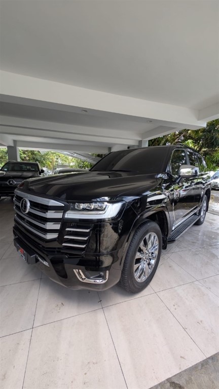 2025 Toyota Land Cruiser 70 ANIVERSARIO — foto 2 / 12