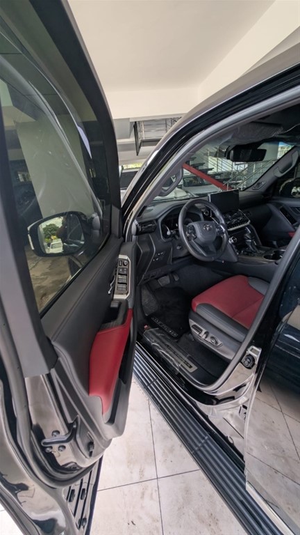 2025 Toyota Land Cruiser 70 ANIVERSARIO — foto 4 / 12