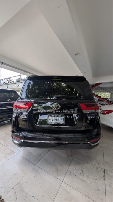 2025 Toyota Land Cruiser 70 ANIVERSARIO — foto 11 / 12