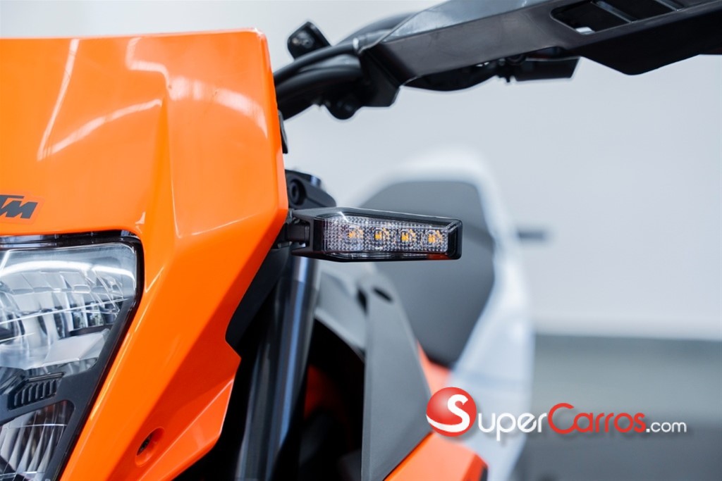 2025 KTM 390 Enduro R — foto 9 / 12