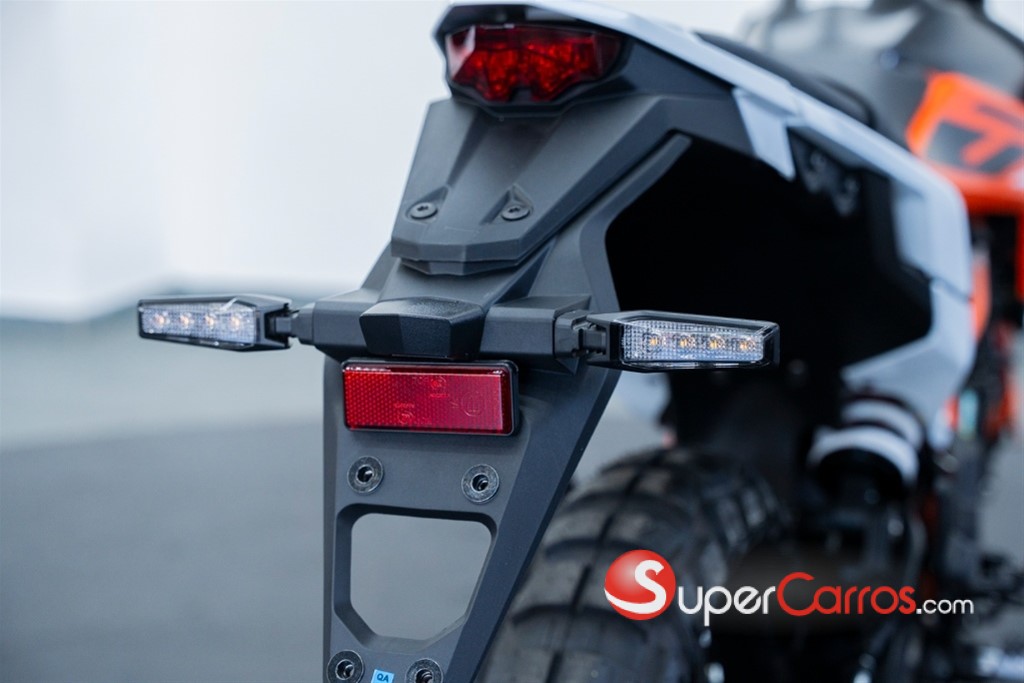 2025 KTM 390 Enduro R — foto 10 / 12