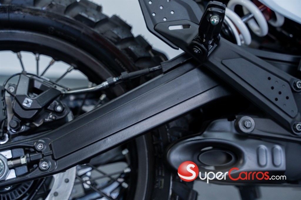 2025 KTM 390 Enduro R — foto 11 / 12