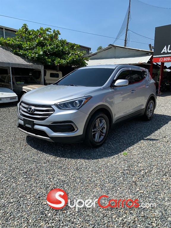 2017 Hyundai Santa Fe Sport — foto 2 / 12