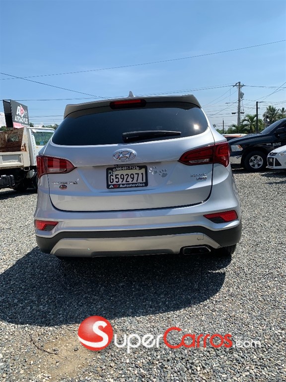 2017 Hyundai Santa Fe Sport — foto 11 / 12
