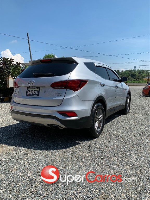 2017 Hyundai Santa Fe Sport — foto 12 / 12