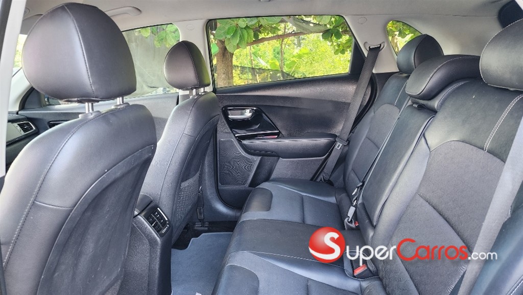 2019 Kia Niro — foto 8 / 12