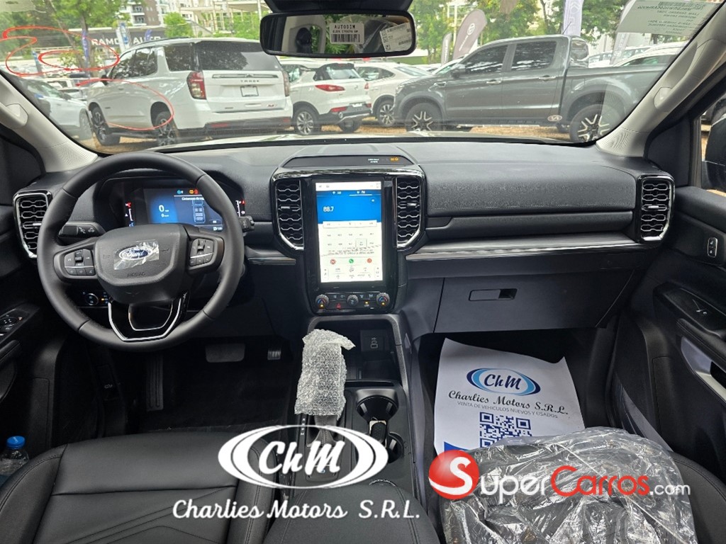 2025 Ford Everest TREND — foto 9 / 12