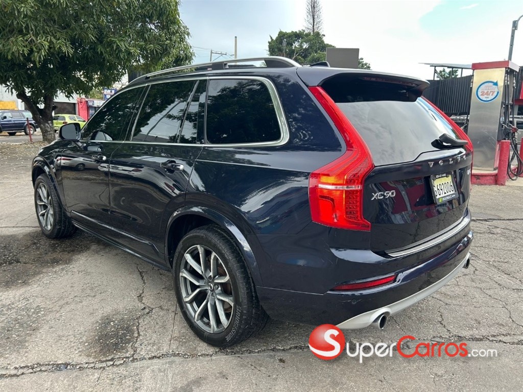 2019 Volvo XC90 Momentum T6 — foto 3 / 12