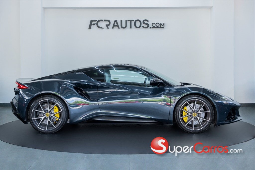 2025 Lotus Emira — foto 2 / 12