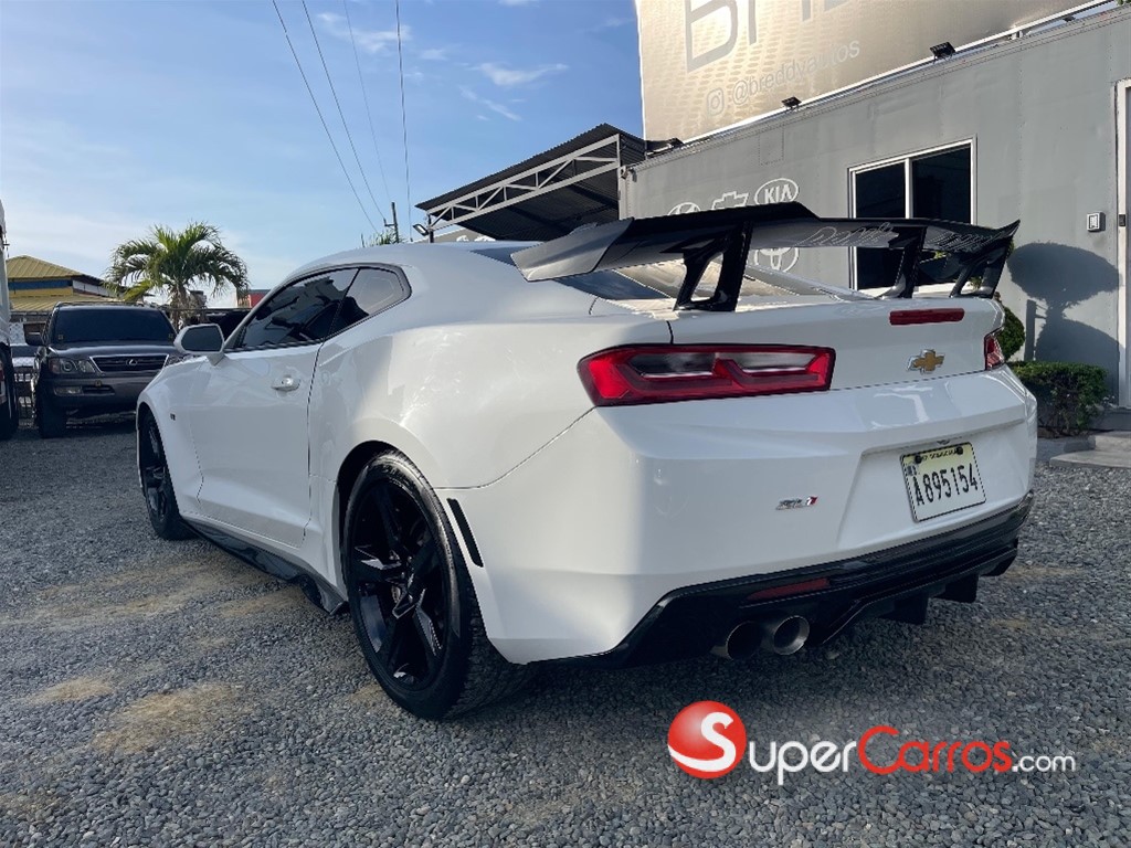 2016 Chevrolet Camaro 2 SS — foto 8 / 10