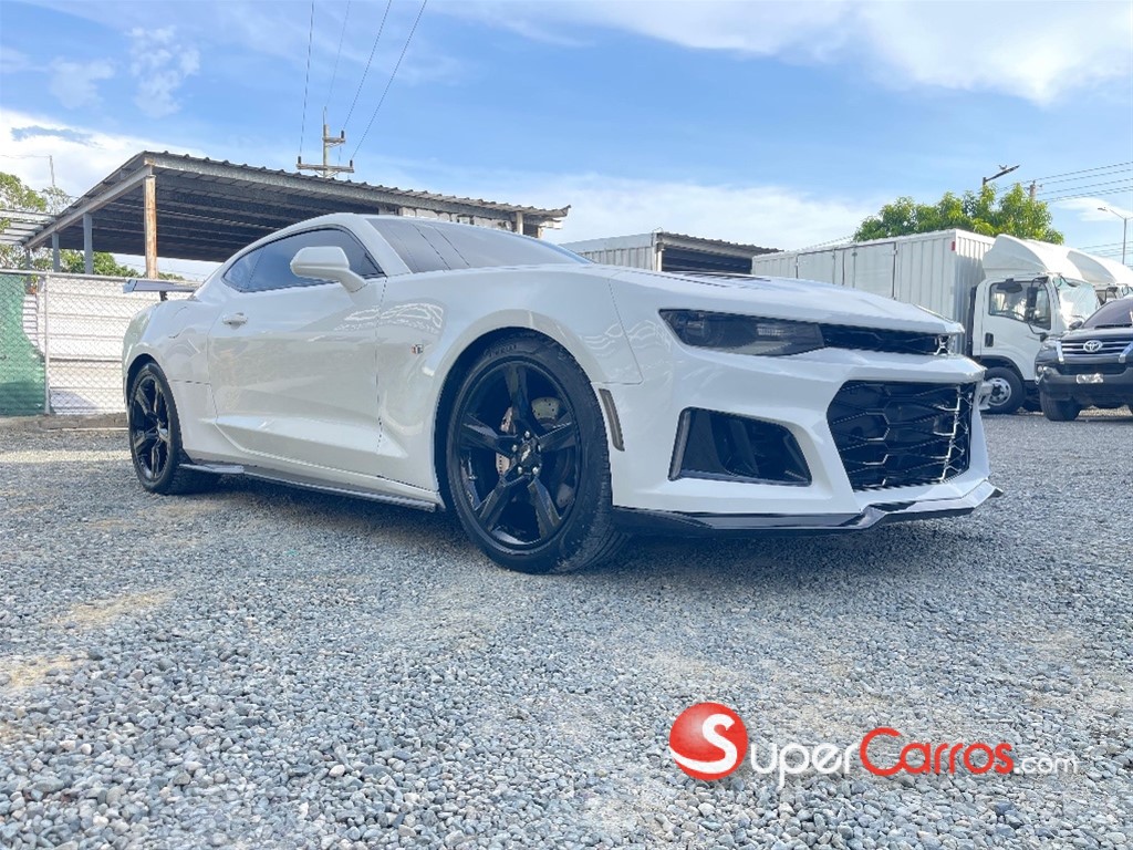 2016 Chevrolet Camaro 2 SS — foto 9 / 10