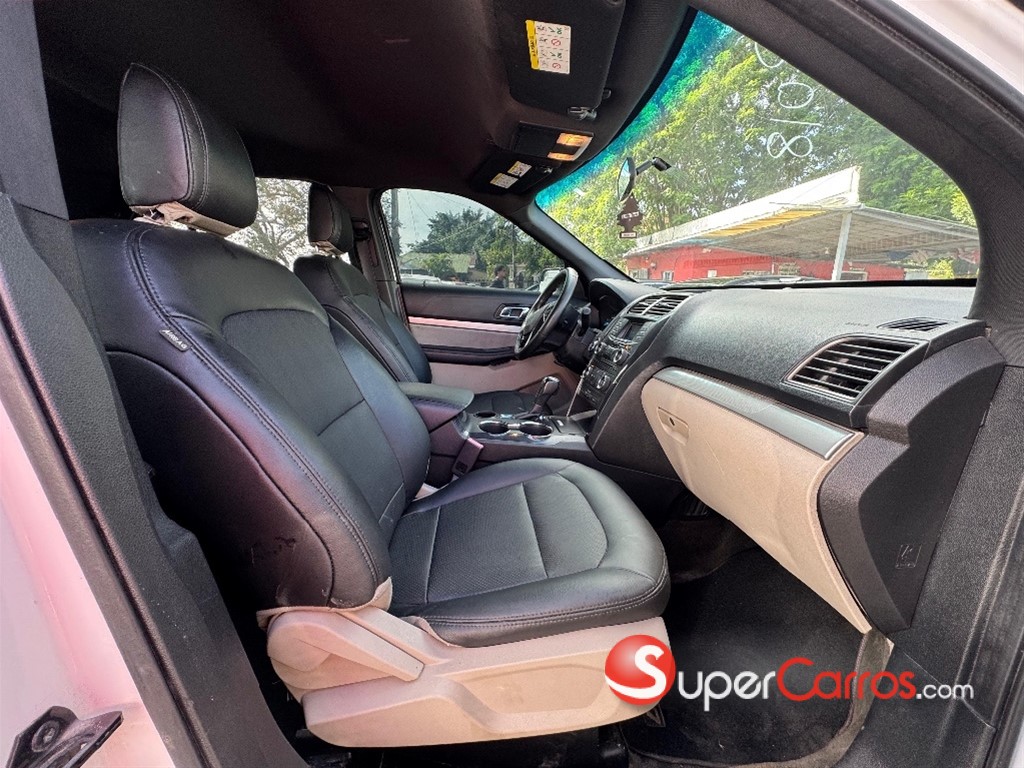 2018 Ford Explorer — foto 5 / 9