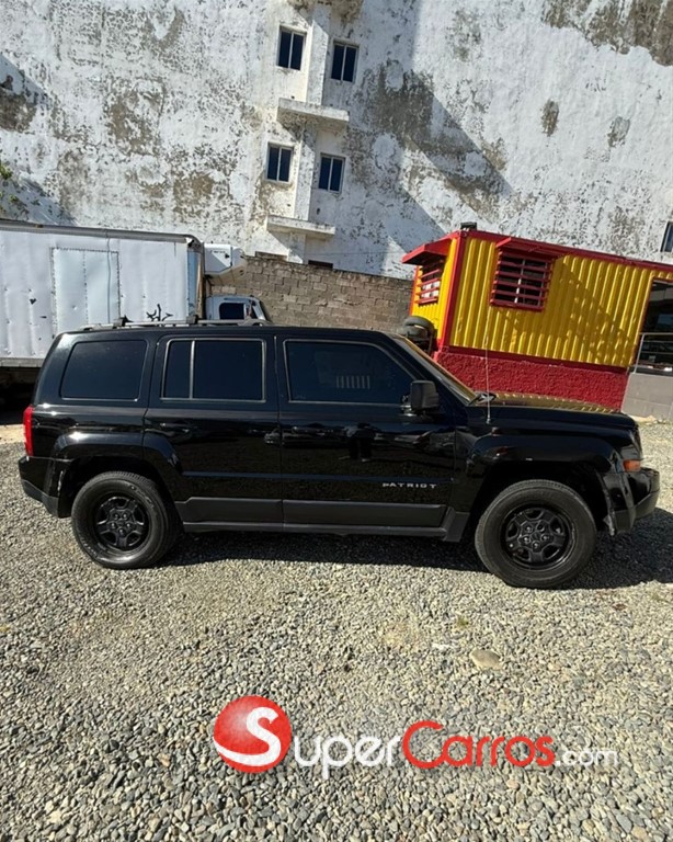 2017 Jeep Patriot — foto 3 / 9