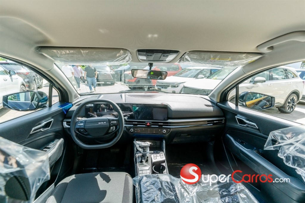 2027 Kia Sportage Sport — foto 5 / 9