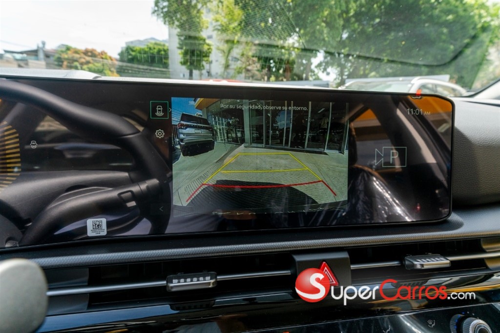 2027 Kia Sportage Sport — foto 8 / 9