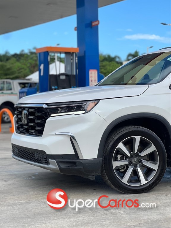 2023 Honda Pilot Touring — foto 6 / 12