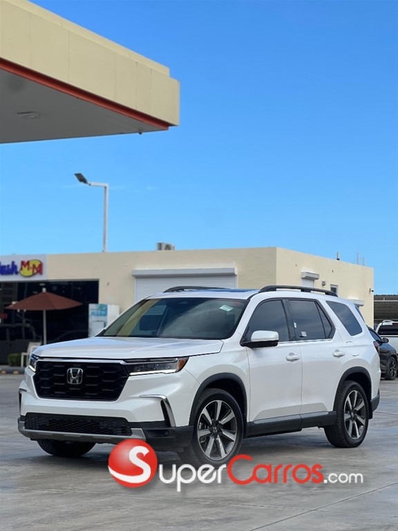 2023 Honda Pilot Touring — foto 7 / 12