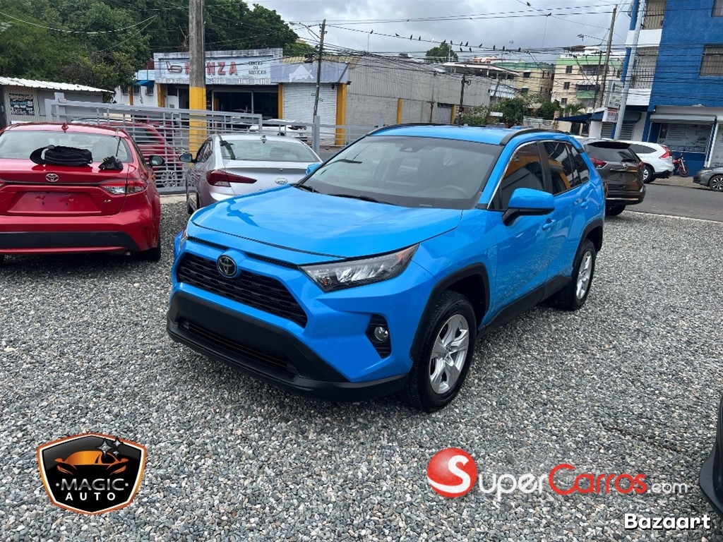 2019 Toyota RAV4 LE — foto 10 / 10