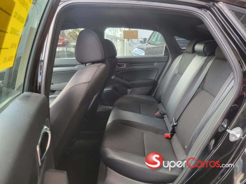 2022 Honda Civic LX — foto 10 / 12